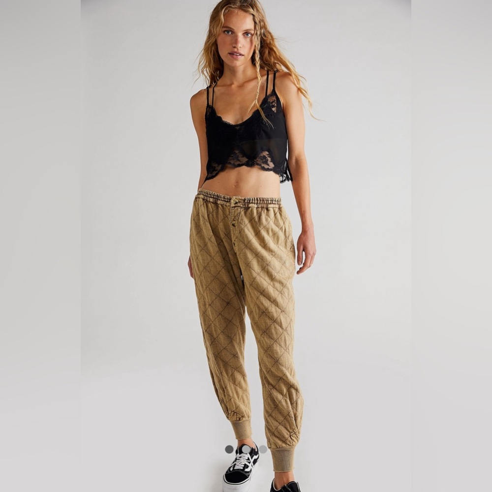 EUC - FP One -‎ Betty Quilted Pants - Picture 9 of 10
